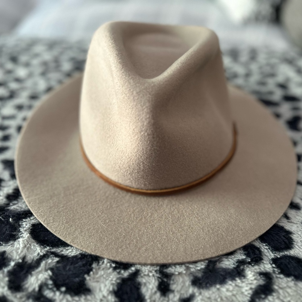 Brixton Wesley Fedora Hat light tan 100% Wool Felt Size XS